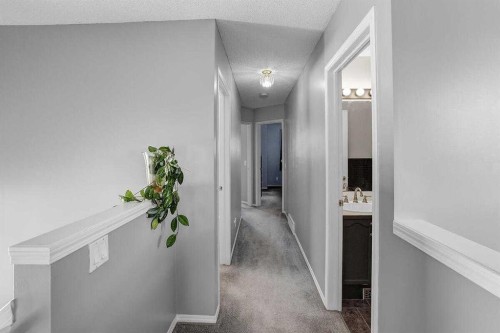 274 Somerside Park Sw, Calgary, AB 
