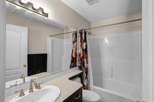 274 Somerside Park Sw, Calgary, AB 