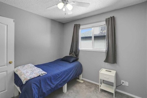 274 Somerside Park Sw, Calgary, AB 
