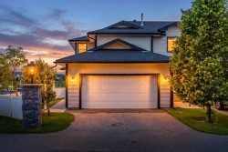 1-12 Silver Creek Boulevard NWAirdrie, AB T4B 2R2
