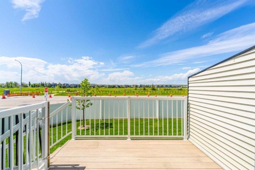 1-12 Silver Creek Boulevard Nw, Airdrie, AB - Outdoor