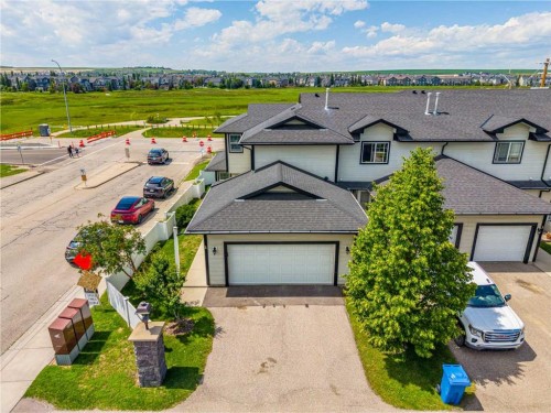 1-12 Silver Creek Boulevard Nw, Airdrie, AB - Outdoor