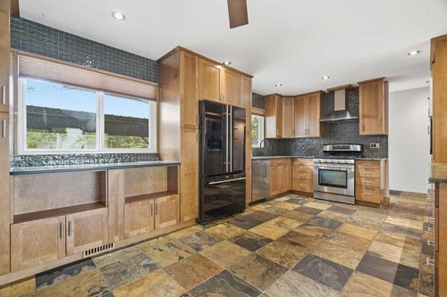 316 Canniff Place Sw, Calgary, AB 