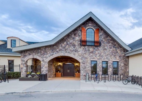 408 Cranbrook Square Se, Calgary, AB 