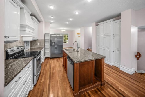 2530 3 Avenue Nw, Calgary, AB 