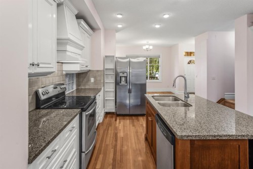 2530 3 Avenue Nw, Calgary, AB 