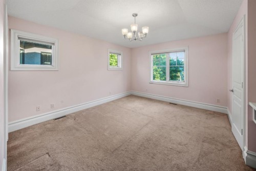 2530 3 Avenue Nw, Calgary, AB 