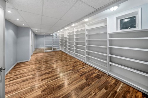 2530 3 Avenue Nw, Calgary, AB 