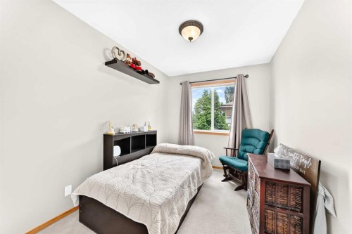 4 Strathford Place, Strathmore, AB 