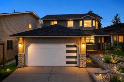 256 Riverside Mews SE Calgary, AB T2C 3Y8