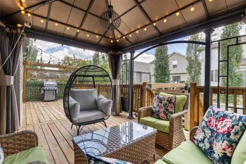 35 Copperleaf Crescent Se, Calgary, AB 