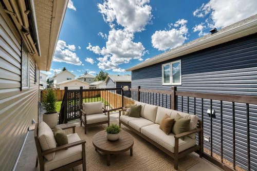 222 Covewood Close Ne, Calgary, AB 