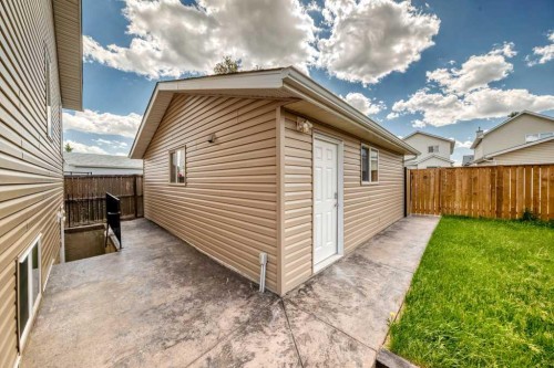 222 Covewood Close Ne, Calgary, AB 