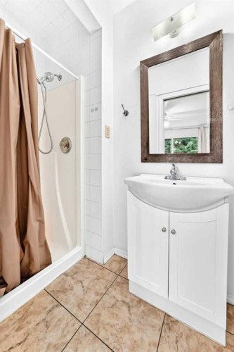 2912 Brentwood Boulevard Nw, Calgary, AB 