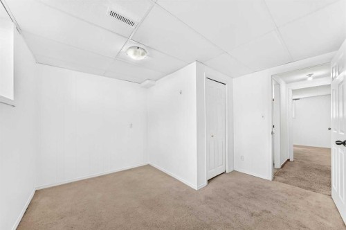 2912 Brentwood Boulevard Nw, Calgary, AB 