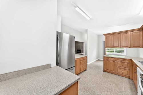 2912 Brentwood Boulevard Nw, Calgary, AB 
