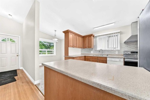 2912 Brentwood Boulevard Nw, Calgary, AB 