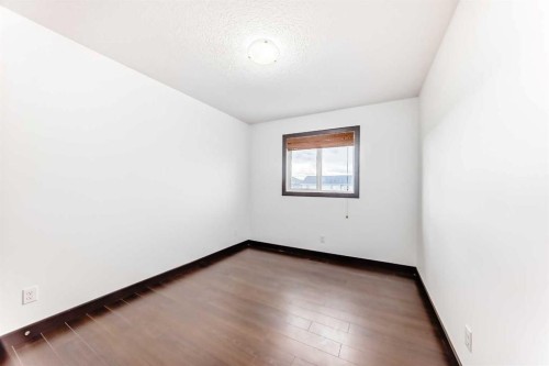 17 Redstone Common Ne, Calgary, AB 