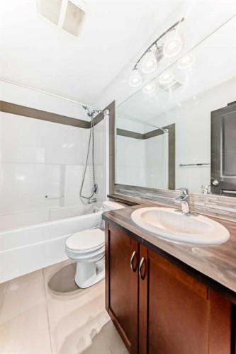 17 Redstone Common Ne, Calgary, AB 