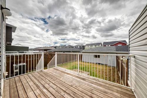 17 Redstone Common Ne, Calgary, AB 