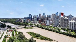 2102-1078 6 Avenue SW Calgary, AB T2P 5N6