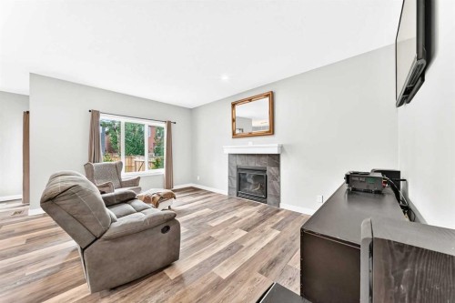 41 Walcrest Way Se, Calgary, AB 