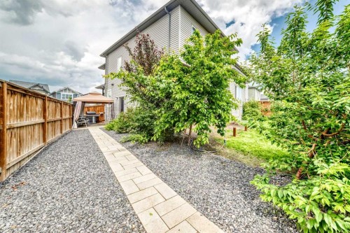 41 Walcrest Way Se, Calgary, AB 