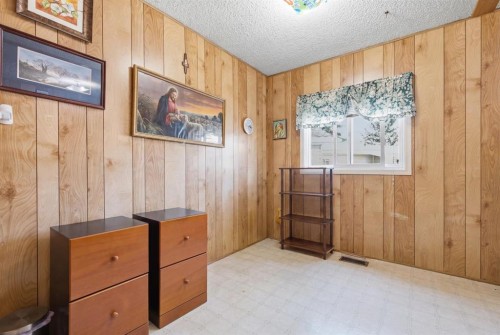 3011 Burroughs Manor Ne, Calgary, AB 
