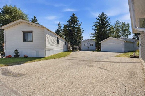 3011 Burroughs Manor Ne, Calgary, AB 