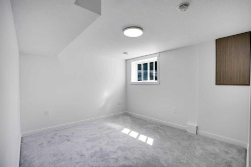 156 Pensville Road Se, Calgary, AB 