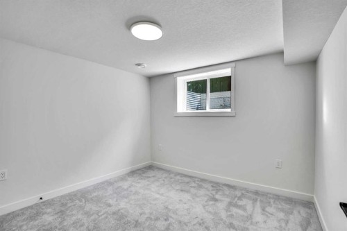 156 Pensville Road Se, Calgary, AB 
