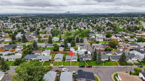 156 Pensville Road Se, Calgary, AB 