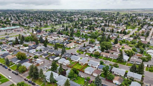 156 Pensville Road Se, Calgary, AB 