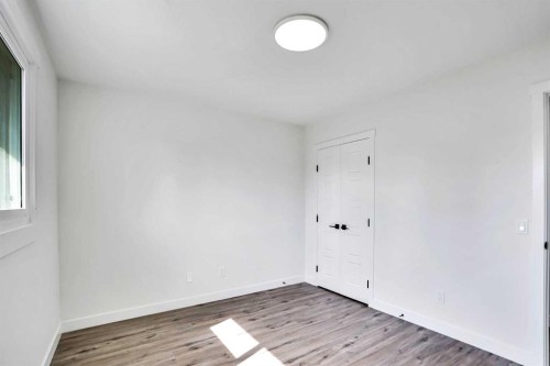 156 Pensville Road Se, Calgary, AB 