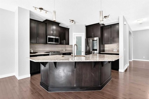 325 Evanspark Gardens Nw, Calgary, AB 
