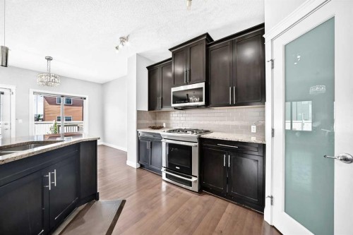 325 Evanspark Gardens Nw, Calgary, AB 