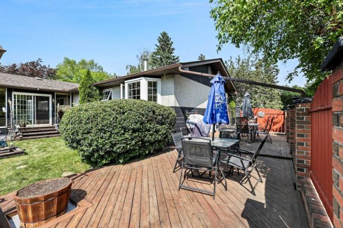 8627 Athabasca Street Se, Calgary, AB 