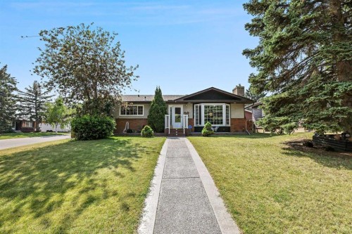 8627 Athabasca Street Se, Calgary, AB 