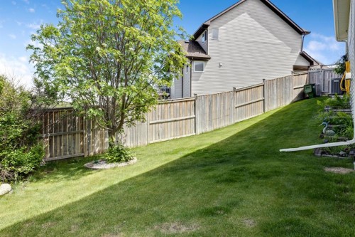 144 Hillcrest Boulevard, Strathmore, AB 