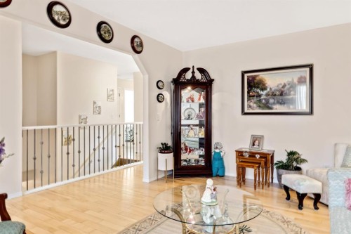 144 Hillcrest Boulevard, Strathmore, AB 
