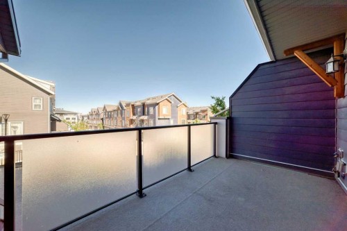 193 Livingston Common Ne, Calgary, AB 