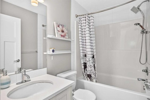 193 Livingston Common Ne, Calgary, AB 