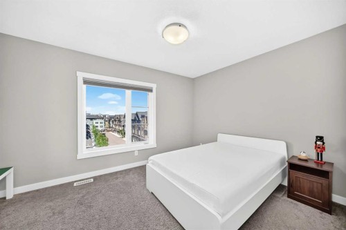193 Livingston Common Ne, Calgary, AB 