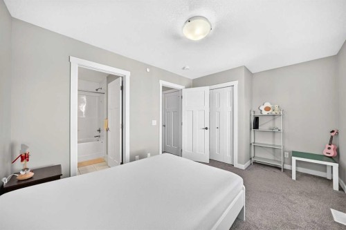 193 Livingston Common Ne, Calgary, AB 