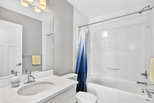 193 Livingston Common Ne, Calgary, AB 