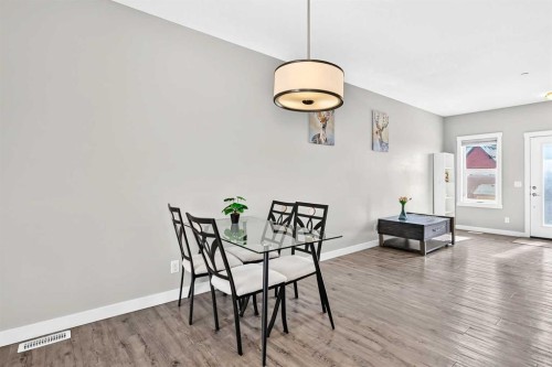193 Livingston Common Ne, Calgary, AB 