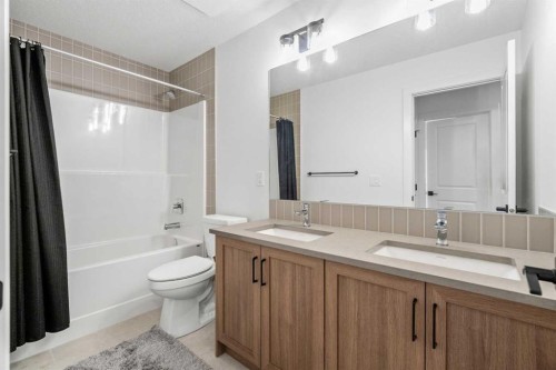 380 Northern Lights Green, Langdon, AB - Indoor Photo Showing Bathroom