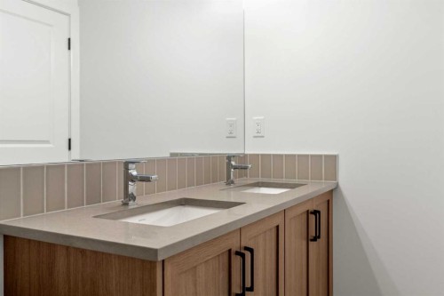 380 Northern Lights Green, Langdon, AB - Indoor Photo Showing Bathroom