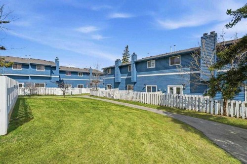 904-919 38 Street Ne, Calgary, AB - Outdoor