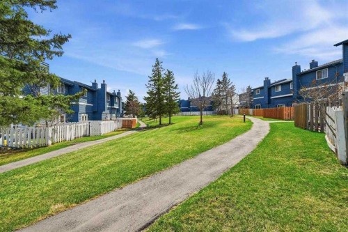 904-919 38 Street Ne, Calgary, AB - Outdoor